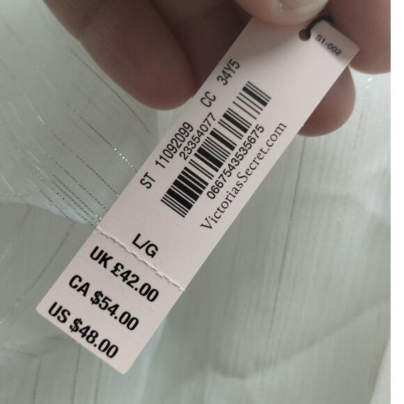 Victoria's Secret NWT Size Large White Metallic Thin Strap Ruffle Nightie Top - Picture 9 of 9